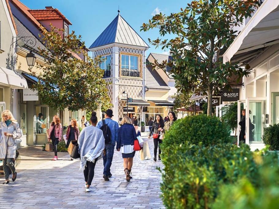 Mai Linh - Tiam Conciergerie-Disney-Villiers Sur Marne Centre Ville Екстер'єр фото